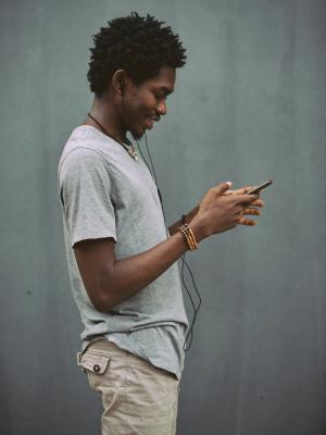 emmanuel-ikwuegbu-81fRHbVliQI-unsplash